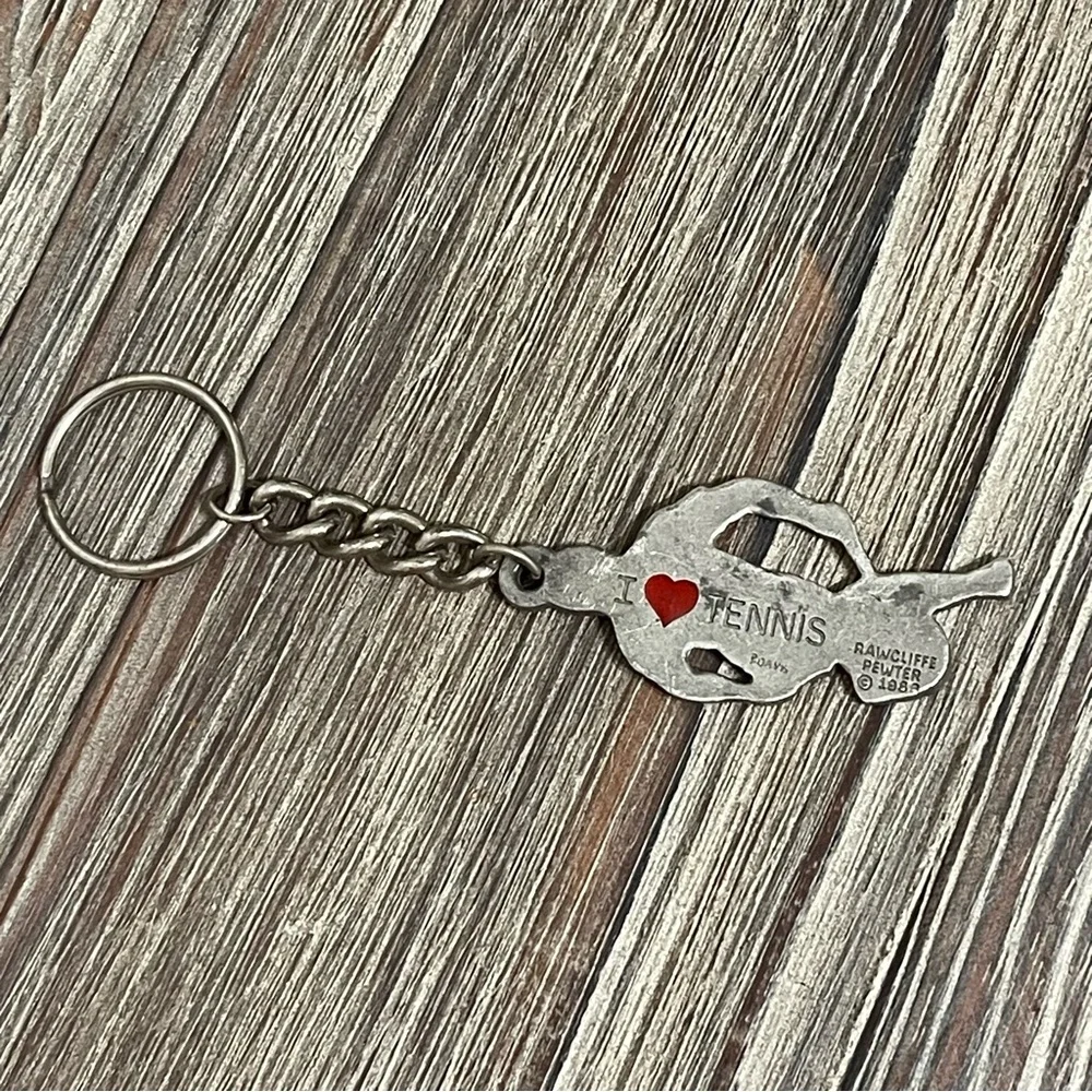 Vintage Radcliffe Pewter 1983 Tennis Male Player Keychain I Love Tennis P Davis